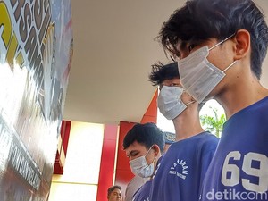 Aksi Brutal Pembacokan di Soreang, Pelaku Incar Korban Acak