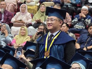 Tak Hanya Kejar Nilai, Ini Rahasia Leon Lulus dari ITB dengan IPK 4,00