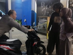 Motor Mogok Imbas Hujan, Warga di Ciputat Minta Bantuan Polisi Via 110